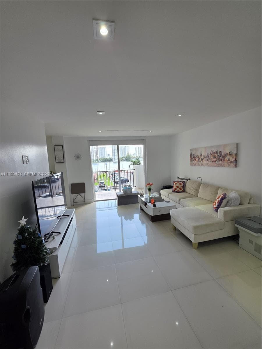 COMMODORE PLAZA CONDO · #301 in Aventura - Photo 6