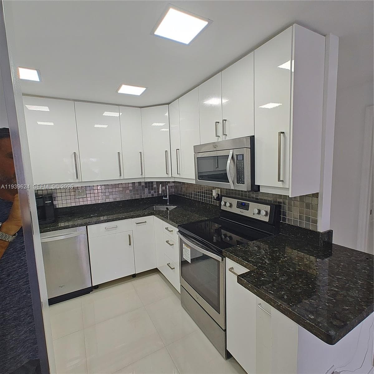 COMMODORE PLAZA CONDO · #301 in Aventura - Photo 4