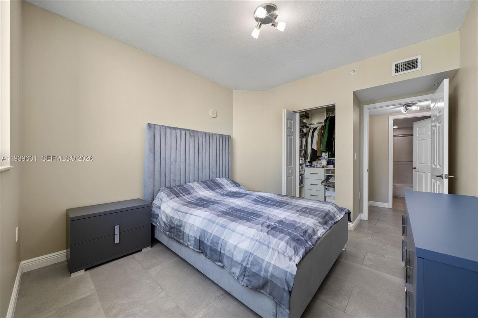 DUO · #2105E in Hallandale Beach - Photo 17