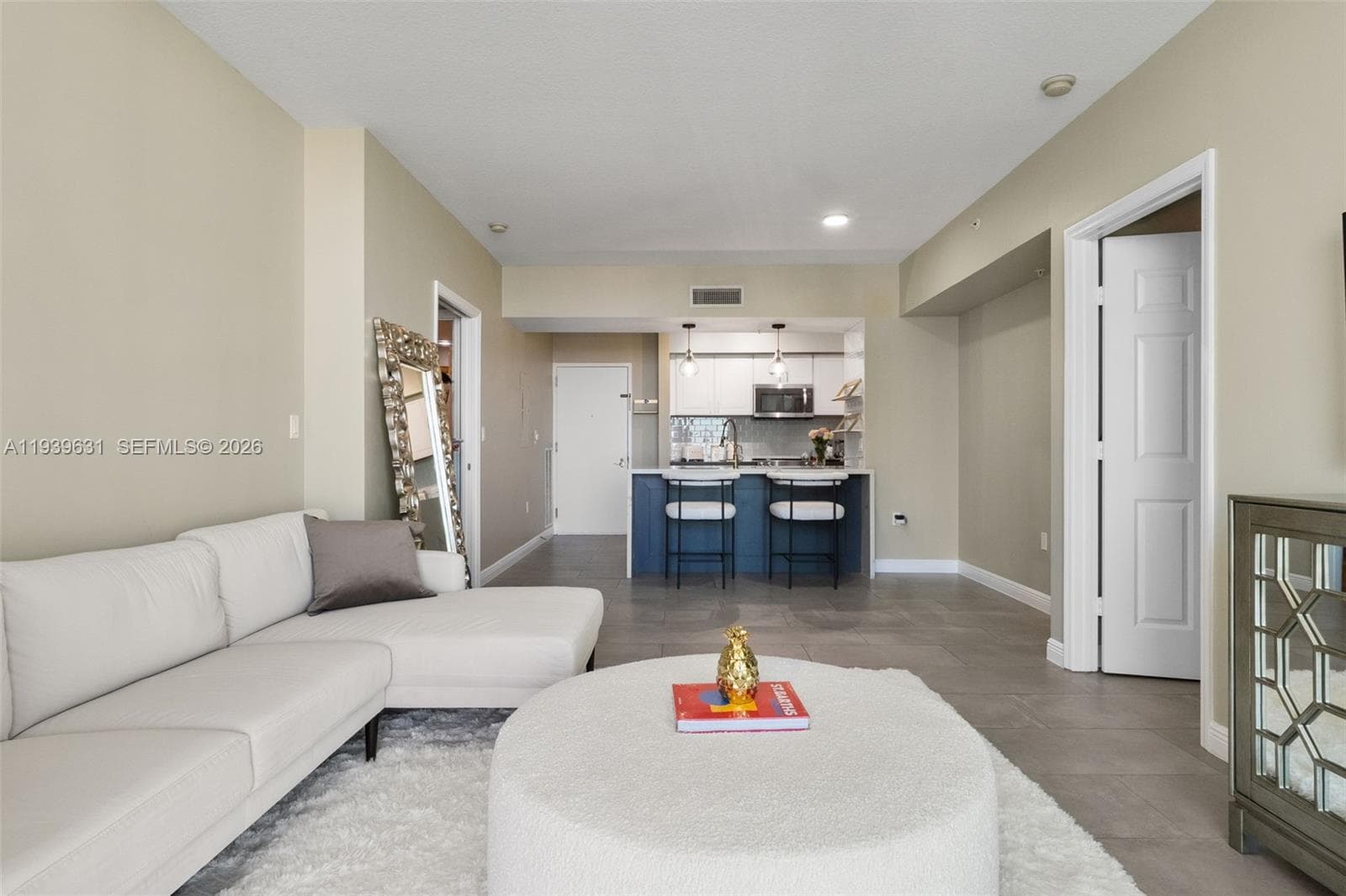 DUO · #2105E in Hallandale Beach - Photo 5