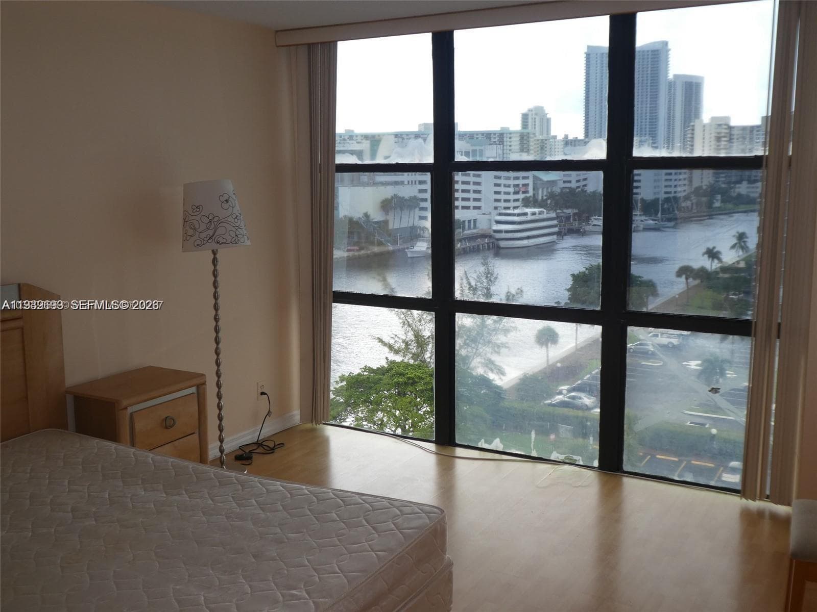 OCEANVIEW PARK CONDO · #1018 in Hallandale Beach - Photo 16