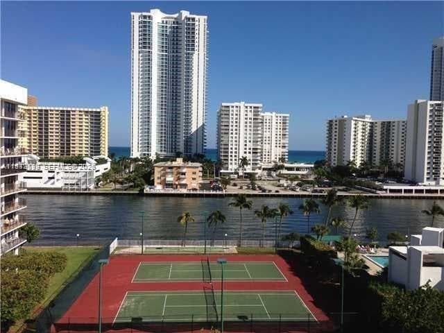 OCEANVIEW PARK CONDO · #1018 in Hallandale Beach - Photo 26