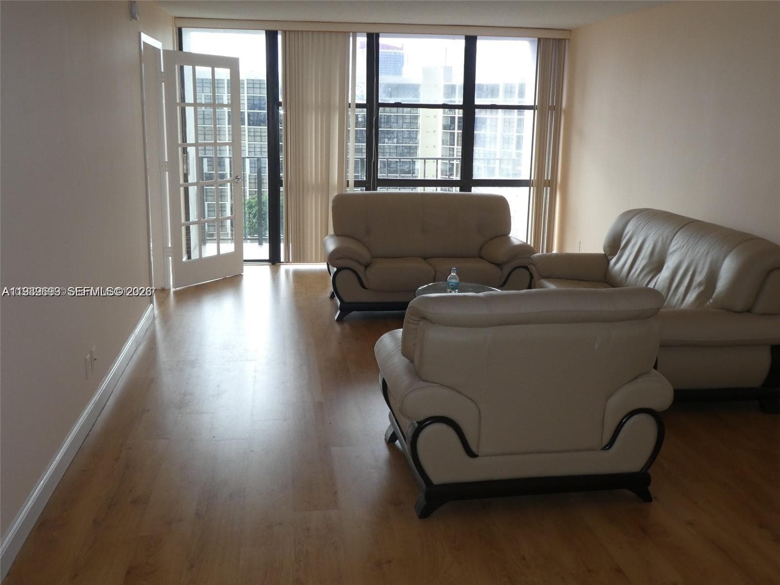 OCEANVIEW PARK CONDO · #1018 in Hallandale Beach - Photo 9