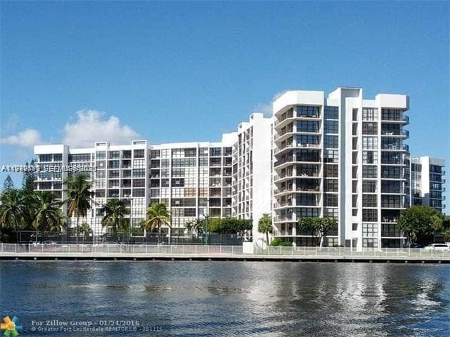 OCEANVIEW PARK CONDO · #1018 in Hallandale Beach - Photo 40