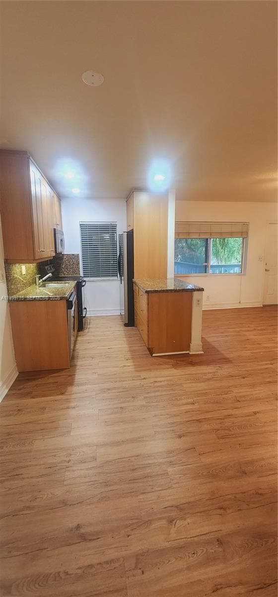 Cascades at Holly Heights · #17 in Fort Lauderdale - Photo 10