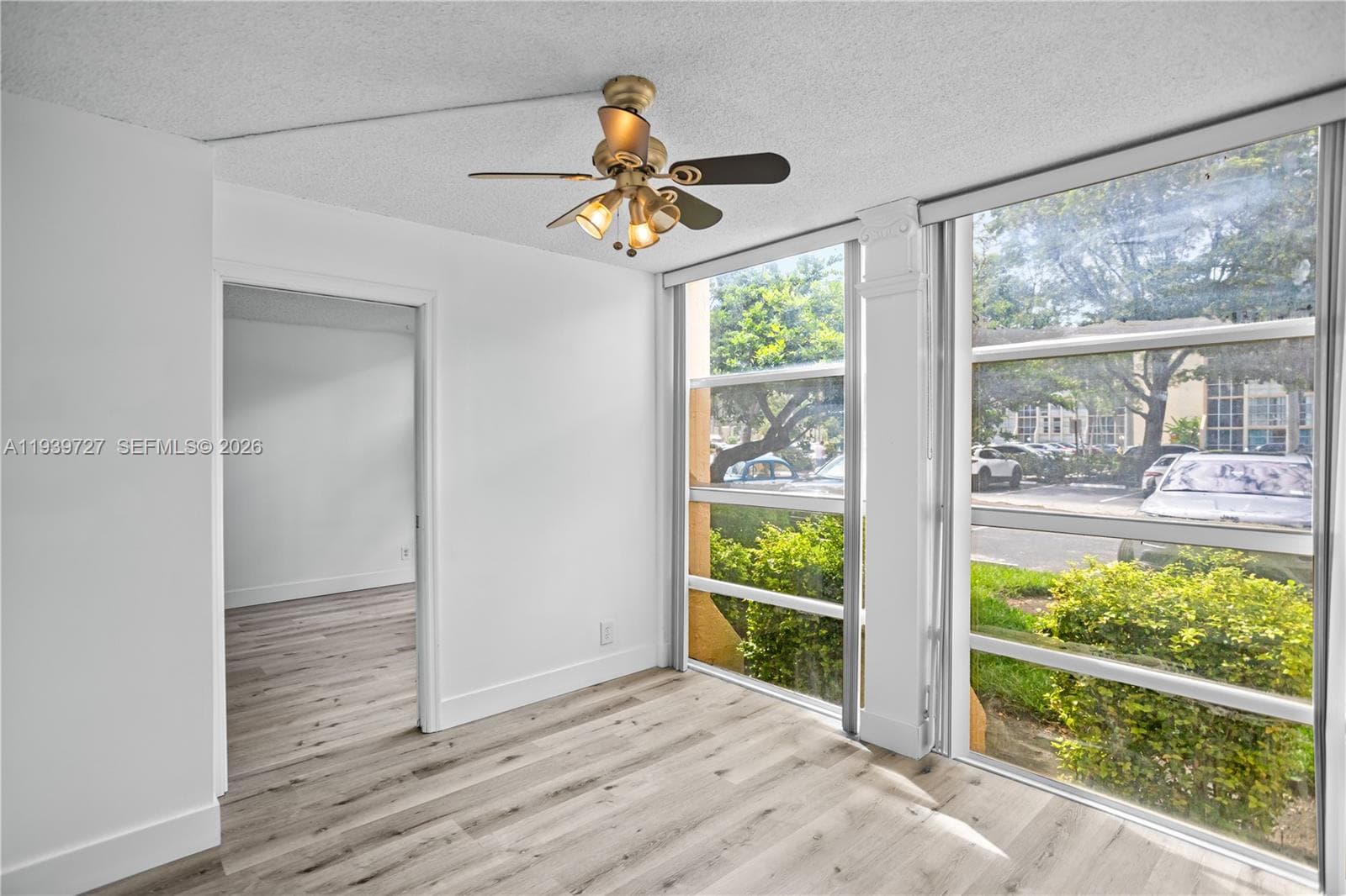 DESOTO PARK NORTH CONDO · #107 in Hallandale Beach - Photo 28