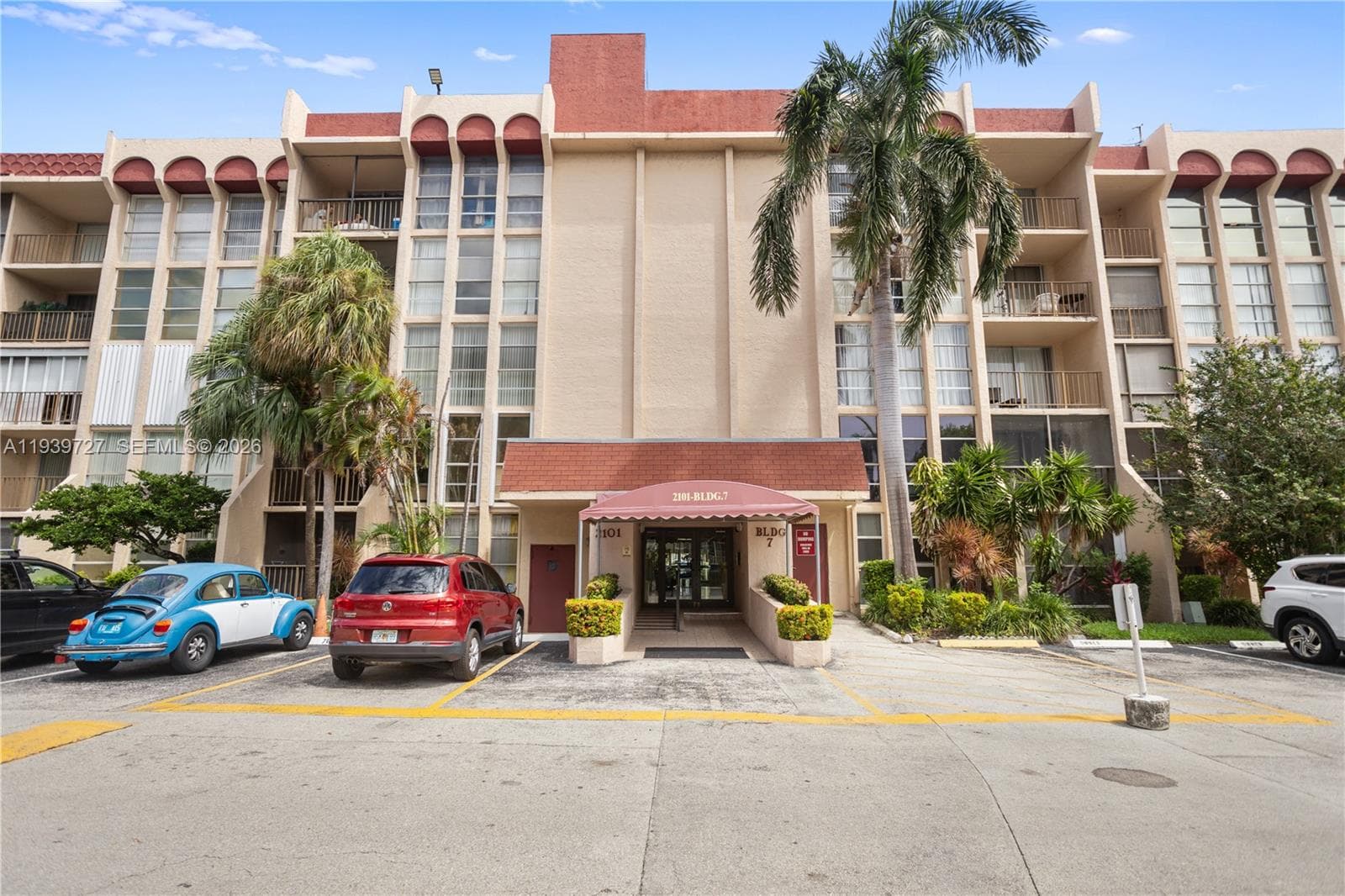 DESOTO PARK NORTH CONDO · #107 in Hallandale Beach - Photo 38