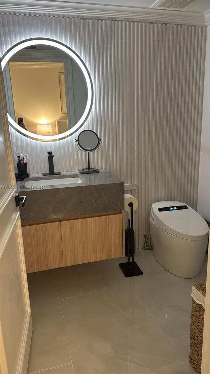 2nd bathroom