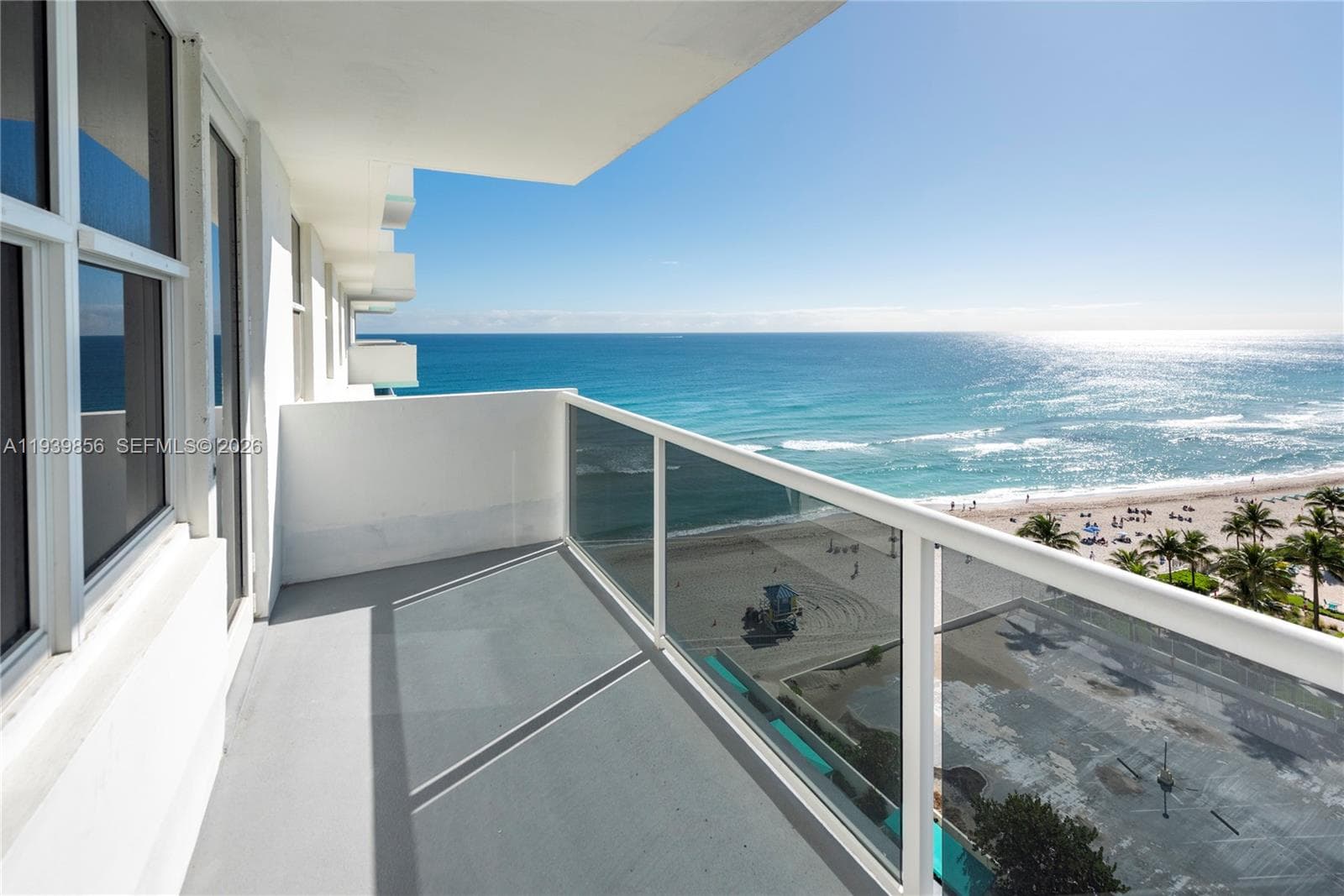 Sea Air Tower Condo · #1406 in Hollywood - Photo 26