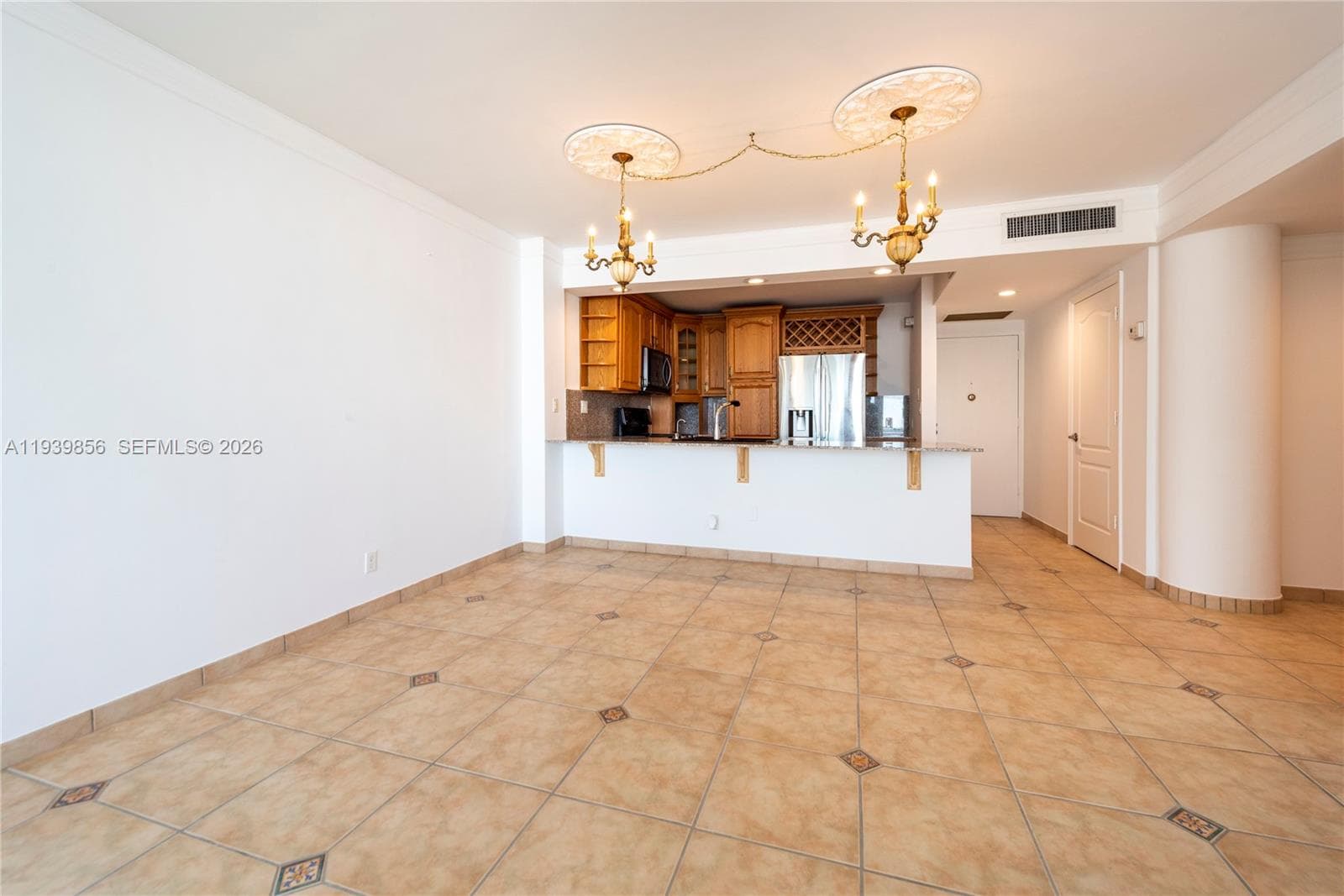 Sea Air Tower Condo · #1406 in Hollywood - Photo 3