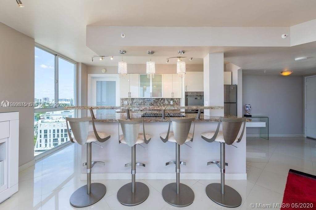 WEST BAY PLAZA CONDO · #1203 in Miami Beach - Photo 7