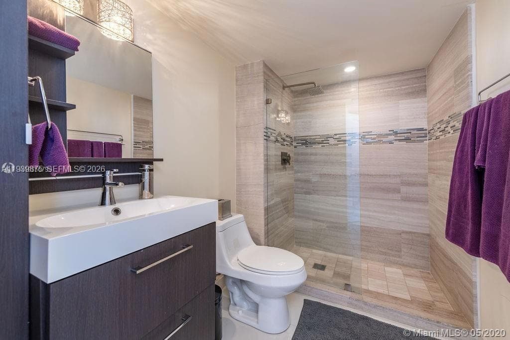 WEST BAY PLAZA CONDO · #1203 in Miami Beach - Photo 15