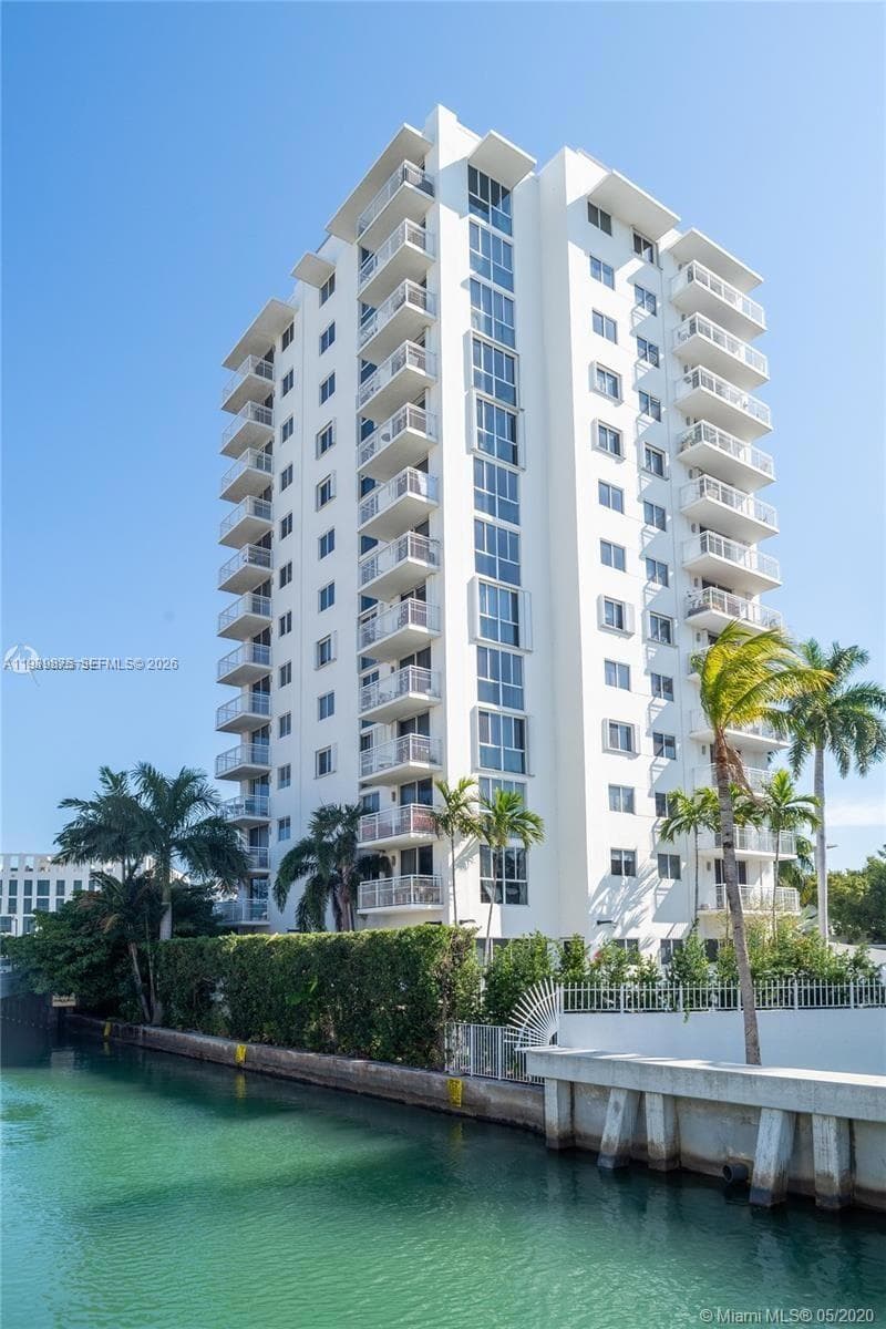 WEST BAY PLAZA CONDO · #1203 in Miami Beach - Photo 19