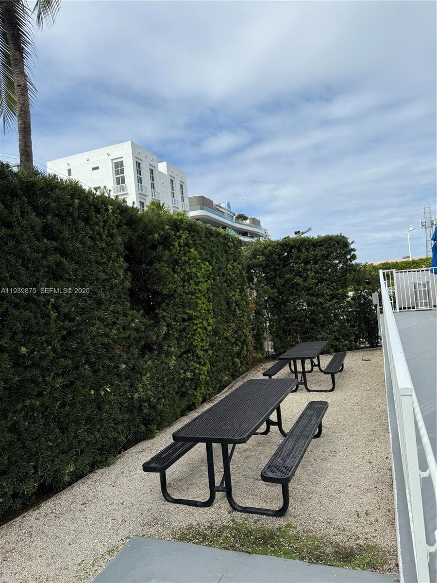 WEST BAY PLAZA CONDO · #1203 in Miami Beach - Photo 21