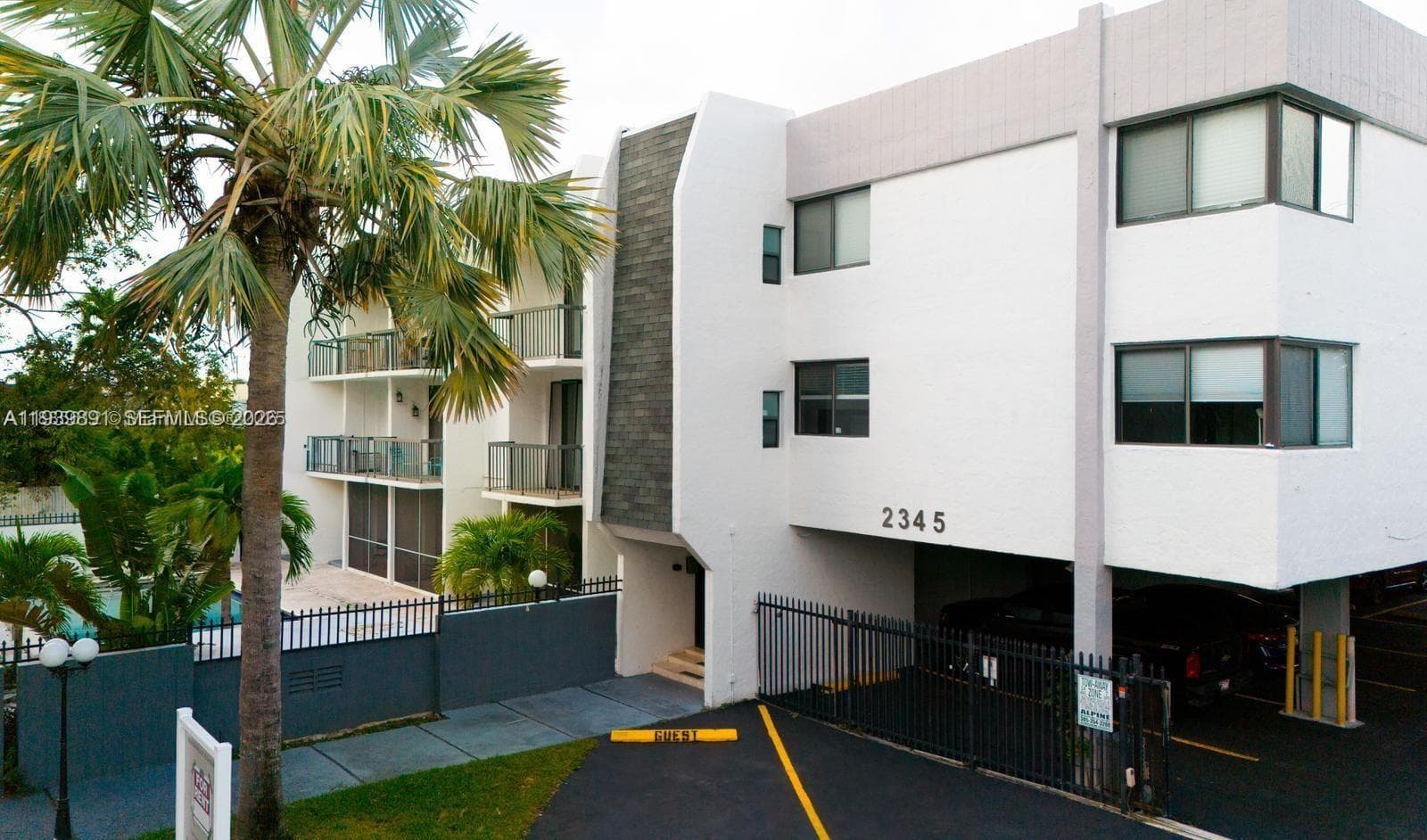 REM FOSTER & SANCHEZ TRAC · #206 in North Miami - Photo 2