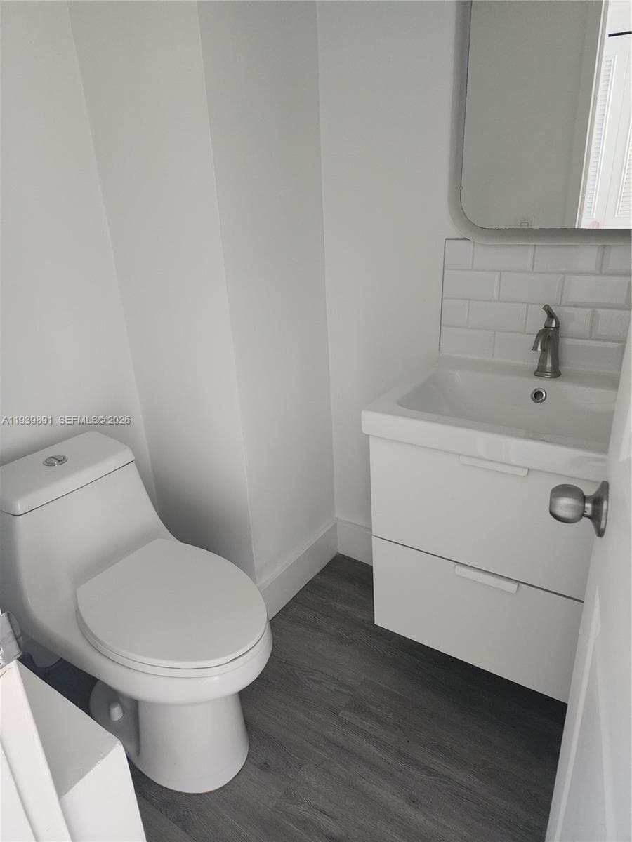 REM FOSTER & SANCHEZ TRAC · #206 in North Miami - Photo 9