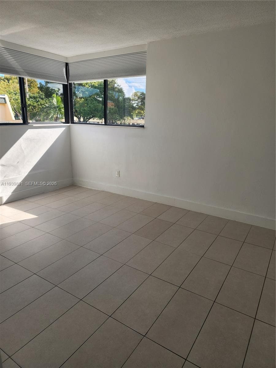 REM FOSTER & SANCHEZ TRAC · #206 in North Miami - Photo 11