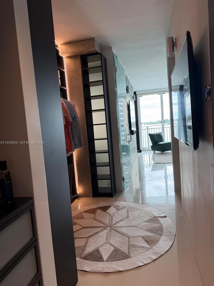 Palm Bay Condominium · #6F in Miami - Photo 15