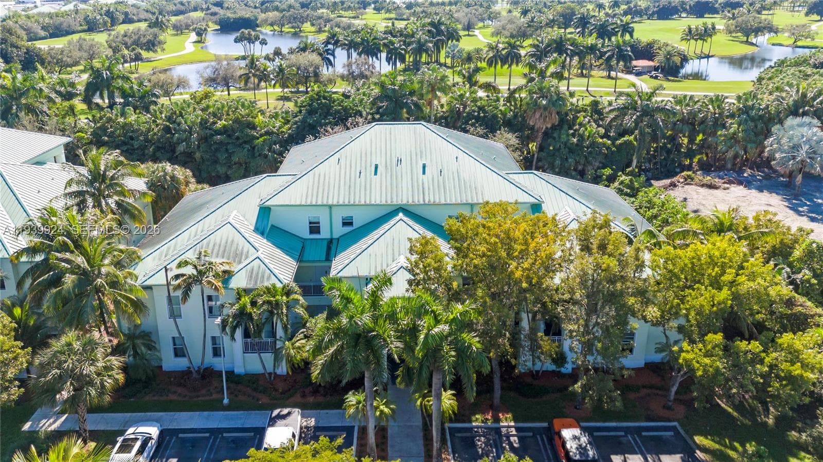 THE BLUE, RESORT HOTEL CO · #1510 in Doral - Photo 17