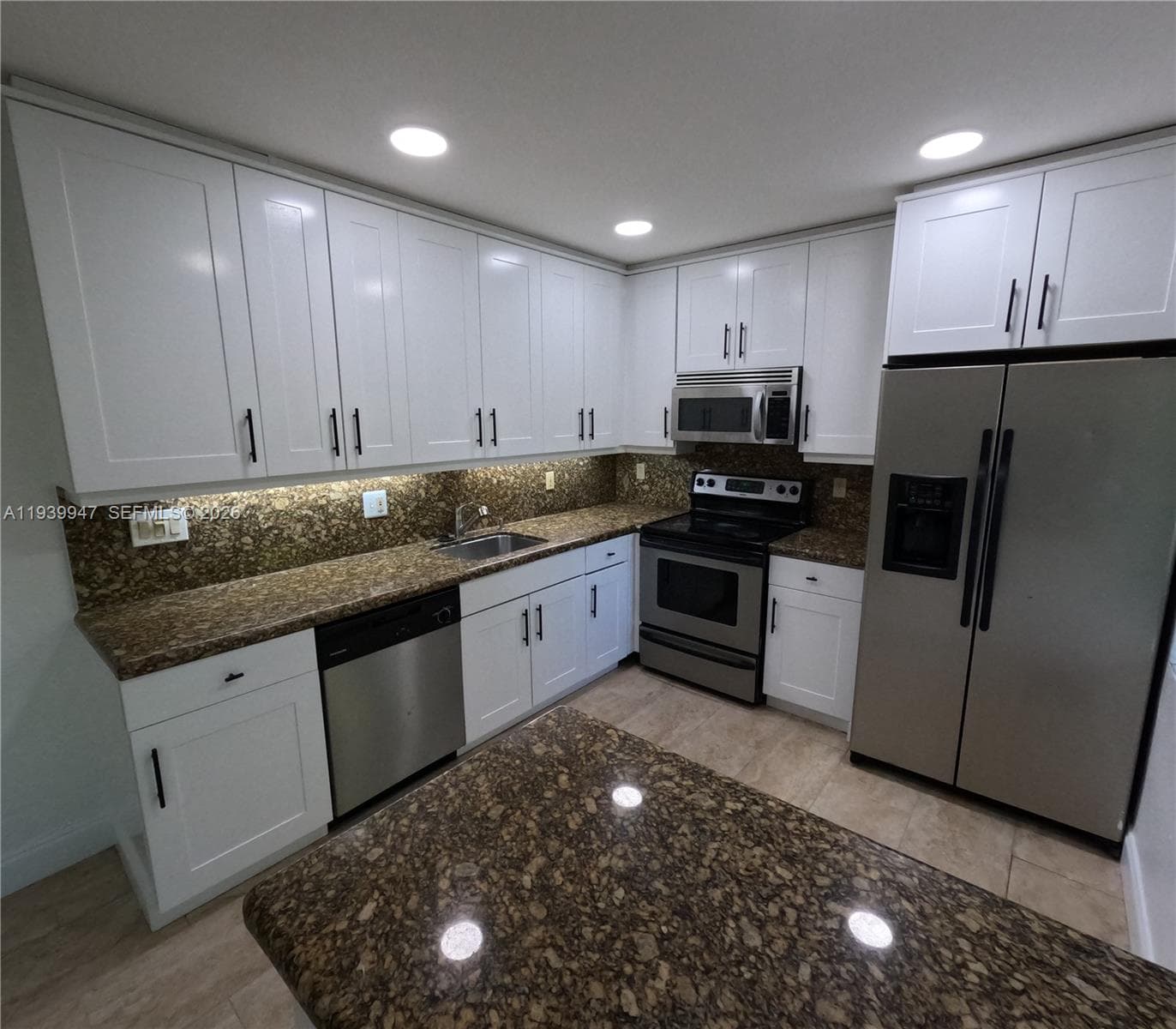 CASCADE AT HOLLY HEIGHTS · #15 in Fort Lauderdale - Photo 6