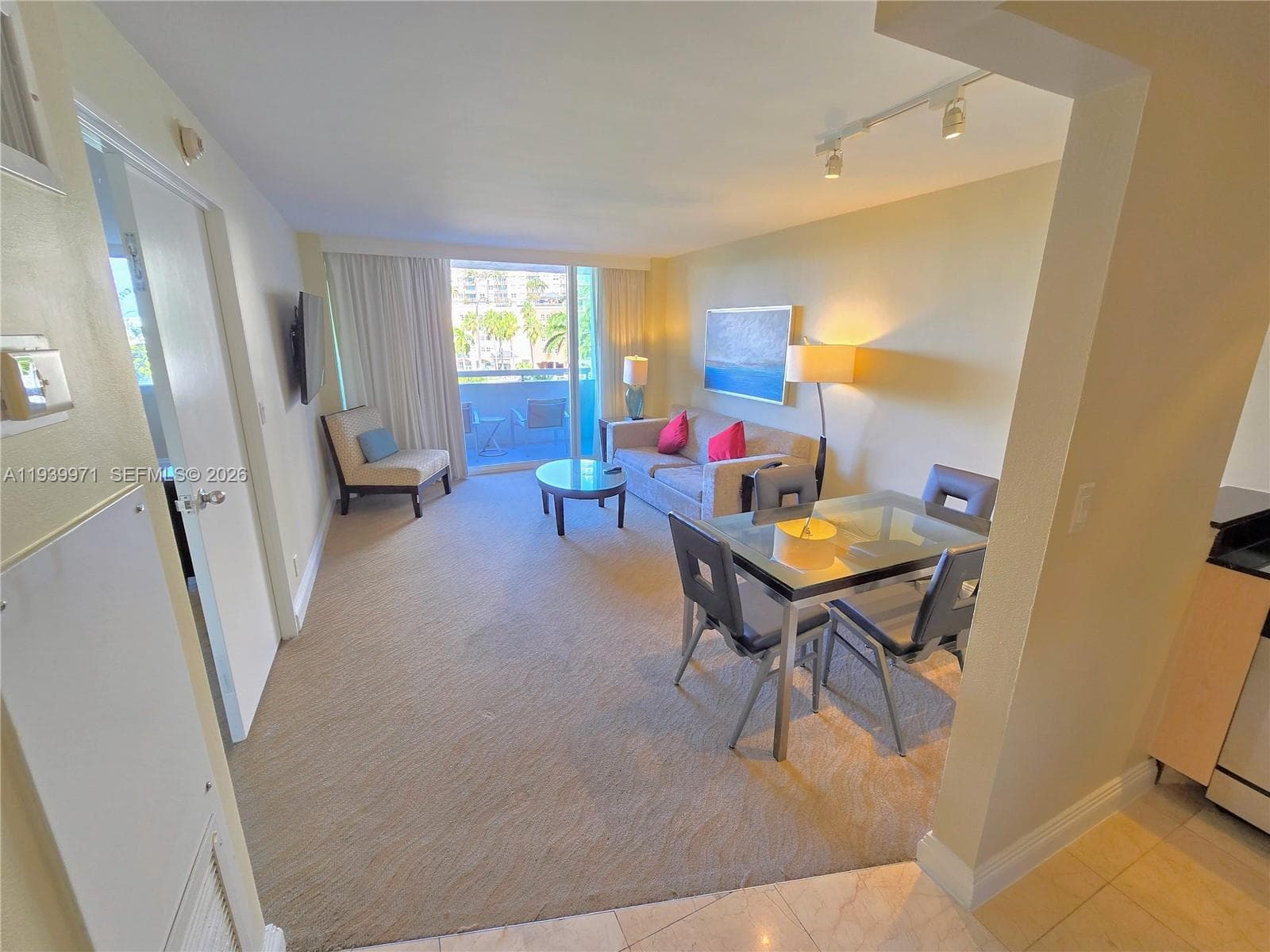 GALLERY ONE CONDO · #315 in Fort Lauderdale - Photo 4