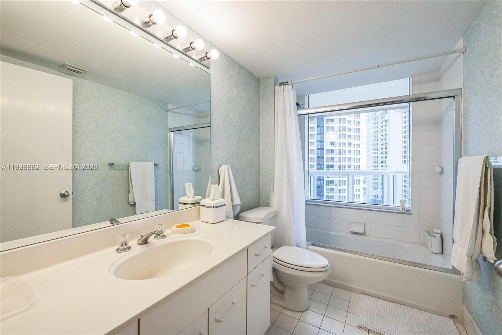 NORTH TOWER AT THE POINT · #1802 in Aventura - Photo 23