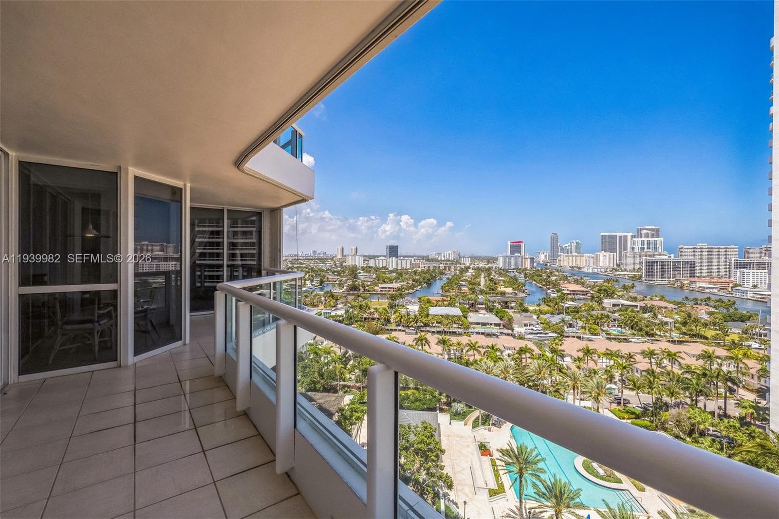 NORTH TOWER AT THE POINT · #1802 in Aventura - Photo 27