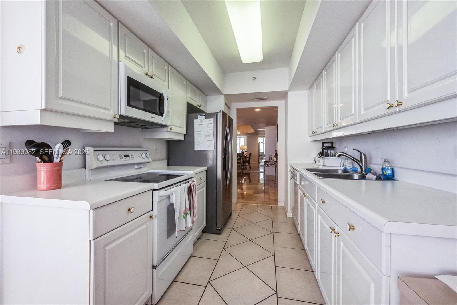 NORTH TOWER AT THE POINT · #1802 in Aventura - Photo 12