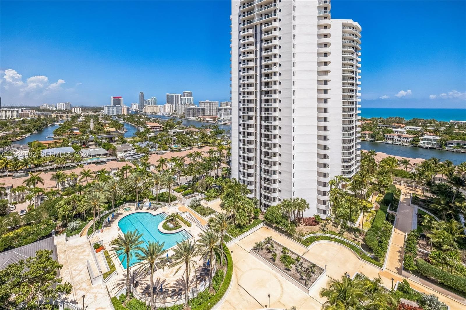 NORTH TOWER AT THE POINT · #1802 in Aventura - Photo 30