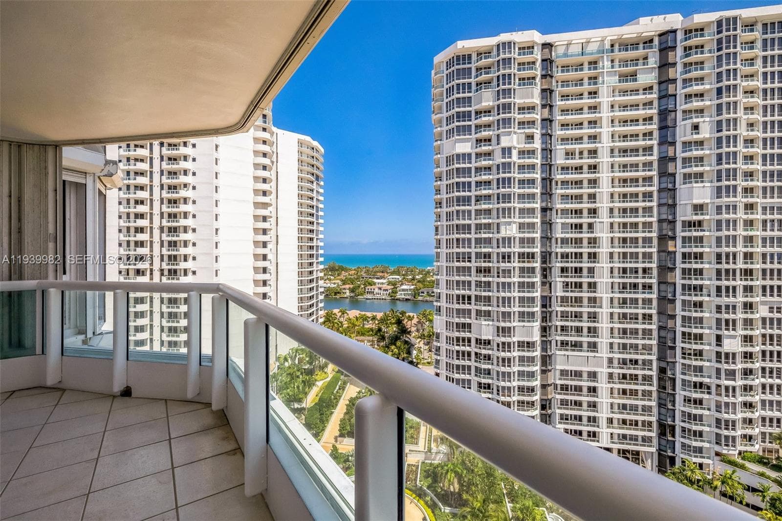 NORTH TOWER AT THE POINT · #1802 in Aventura - Photo 29