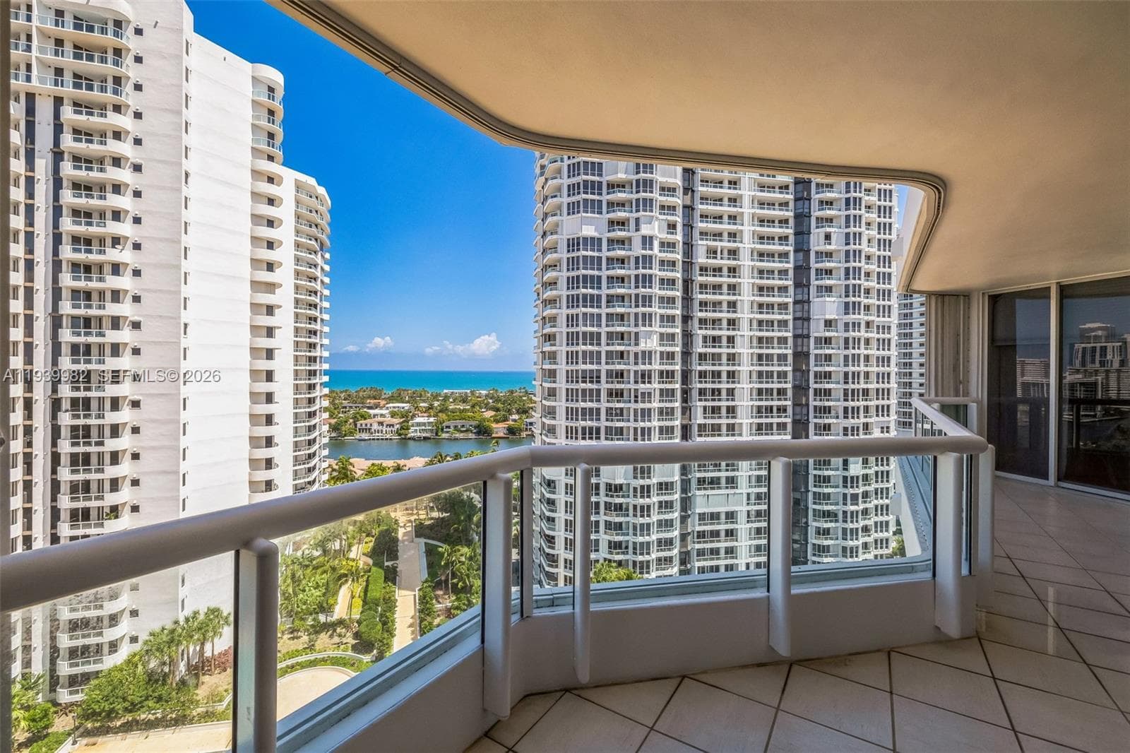 NORTH TOWER AT THE POINT · #1802 in Aventura - Photo 25