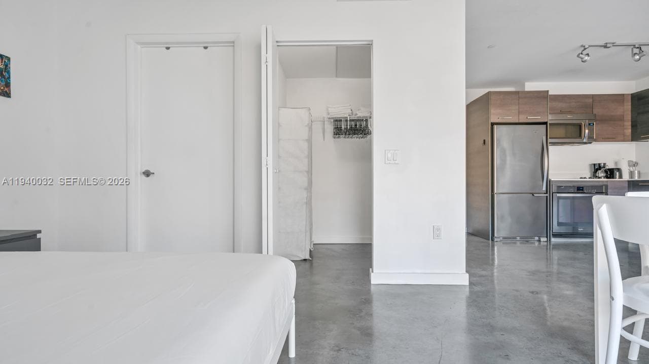 Centro · #1403 in Miami - Photo 10
