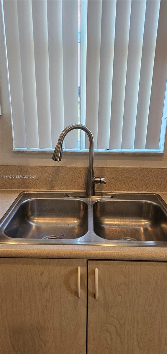 2160 NE 37th Rd #2160 photo 20
