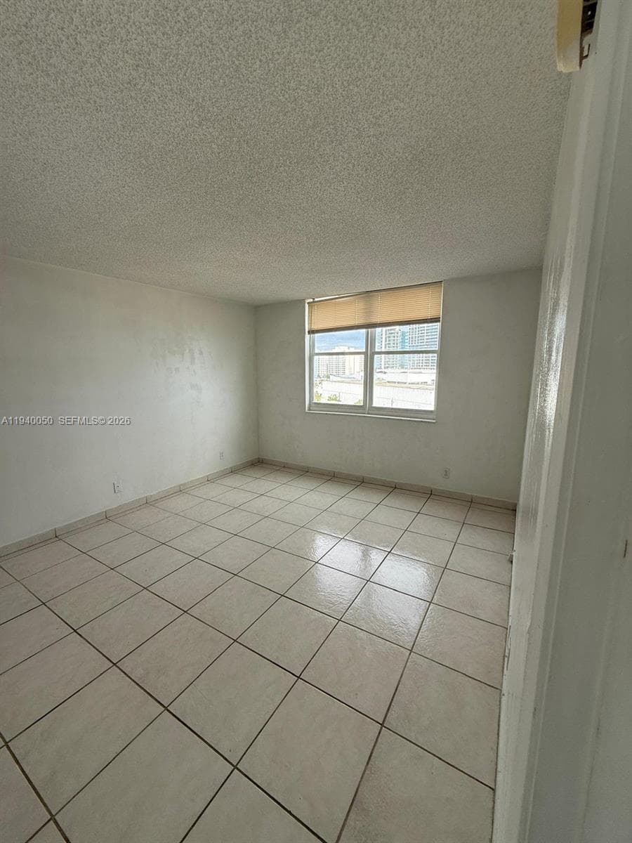 AQUASOL CONDO · #8B in Miami Beach - Photo 13