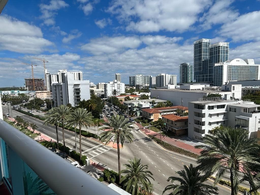 AQUASOL CONDO · #8B in Miami Beach - Photo 5