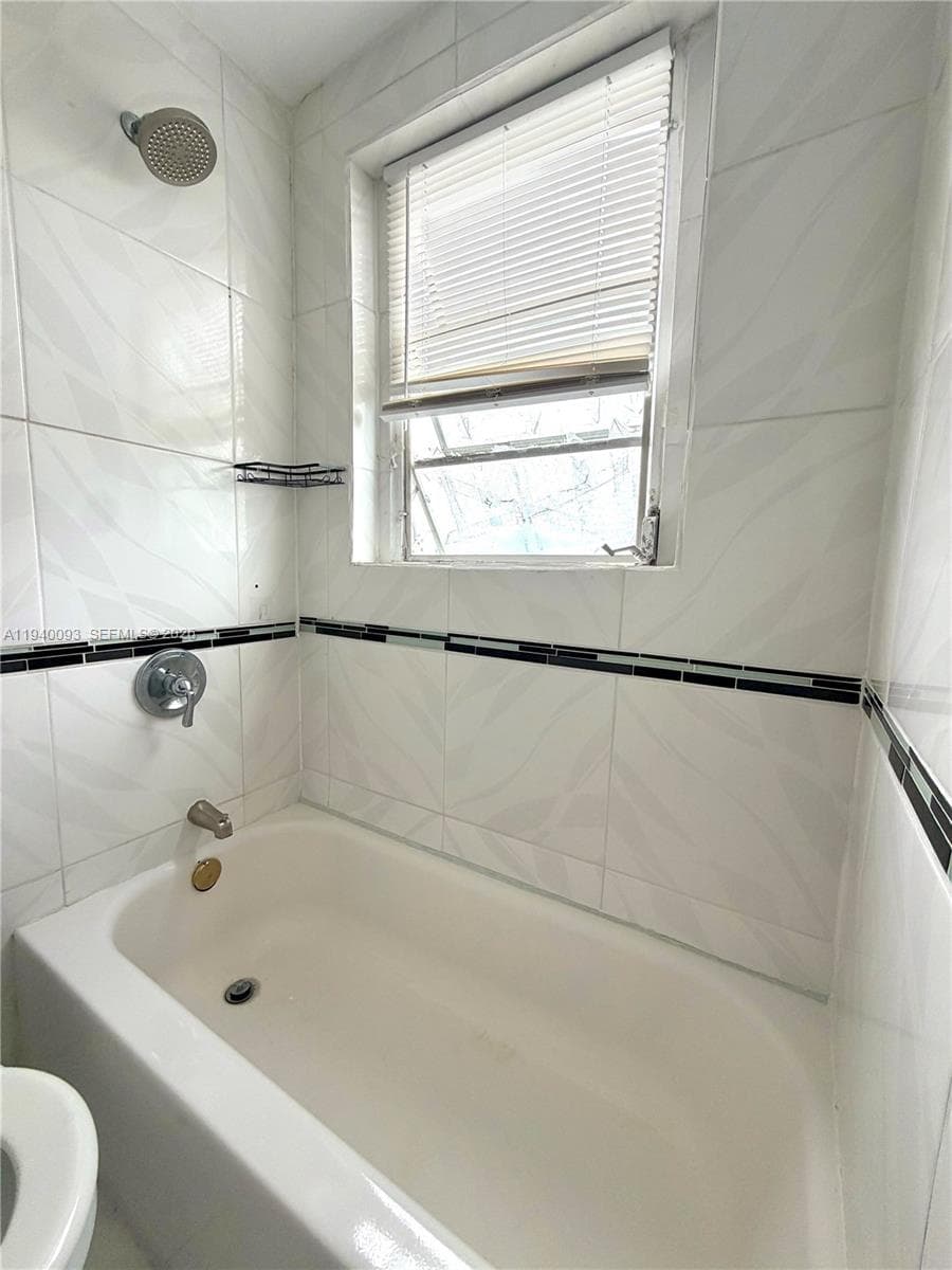 BRICKELL RIVERVIEW · #18 in Miami - Photo 12