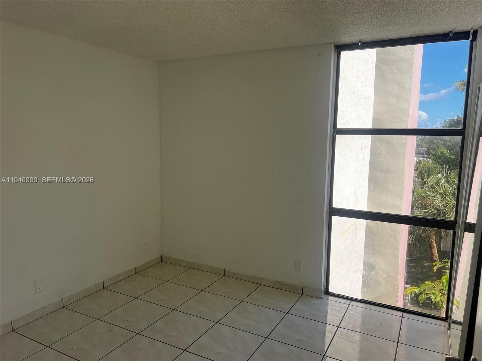 PLAZA OF AMERICAS CONDO P · #421 in Sunny Isles Beach - Photo 12