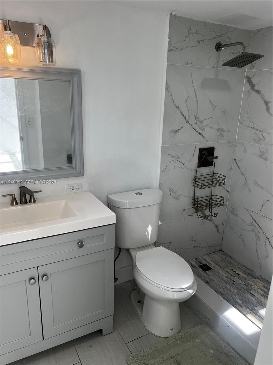 PLAZA OF AMERICAS CONDO P · #421 in Sunny Isles Beach - Photo 10