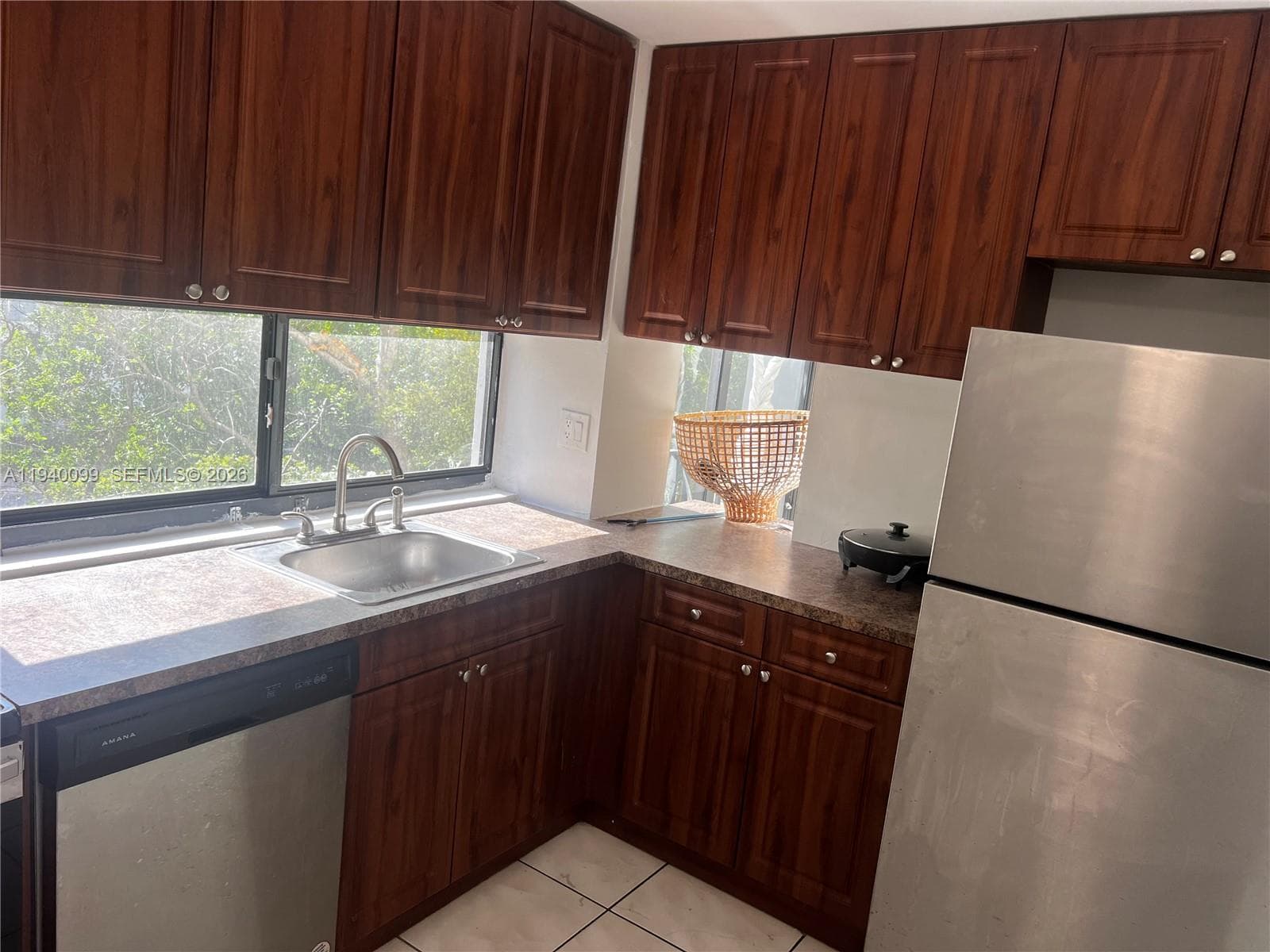PLAZA OF AMERICAS CONDO P · #421 in Sunny Isles Beach - Photo 4