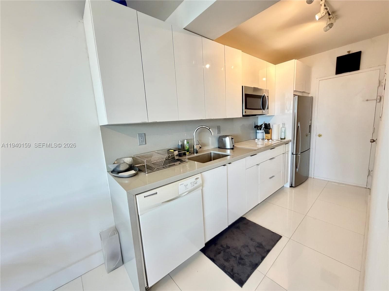 The Decoplage · #1230 in Miami Beach - Photo 9