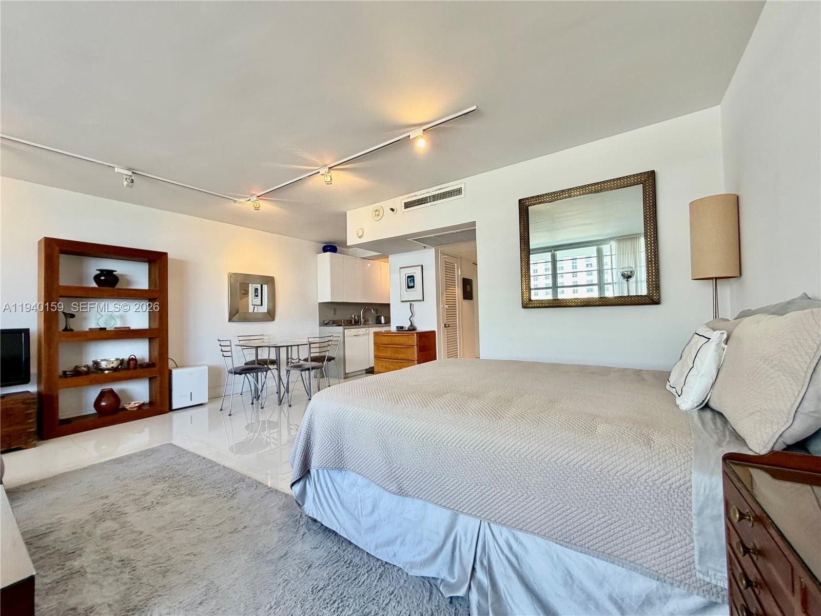 The Decoplage · #1230 in Miami Beach - Photo 11