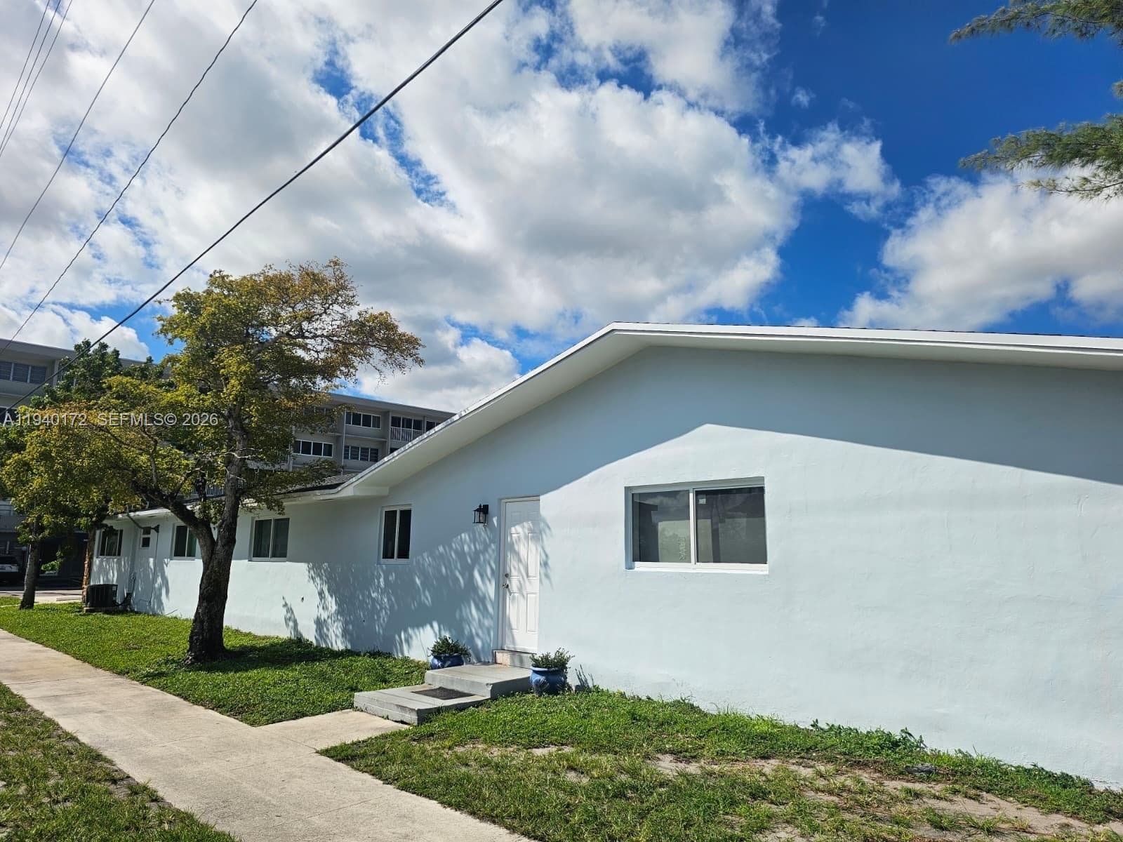 329 Se 2nd St · #1-2 in Hallandale Beach - Photo 3