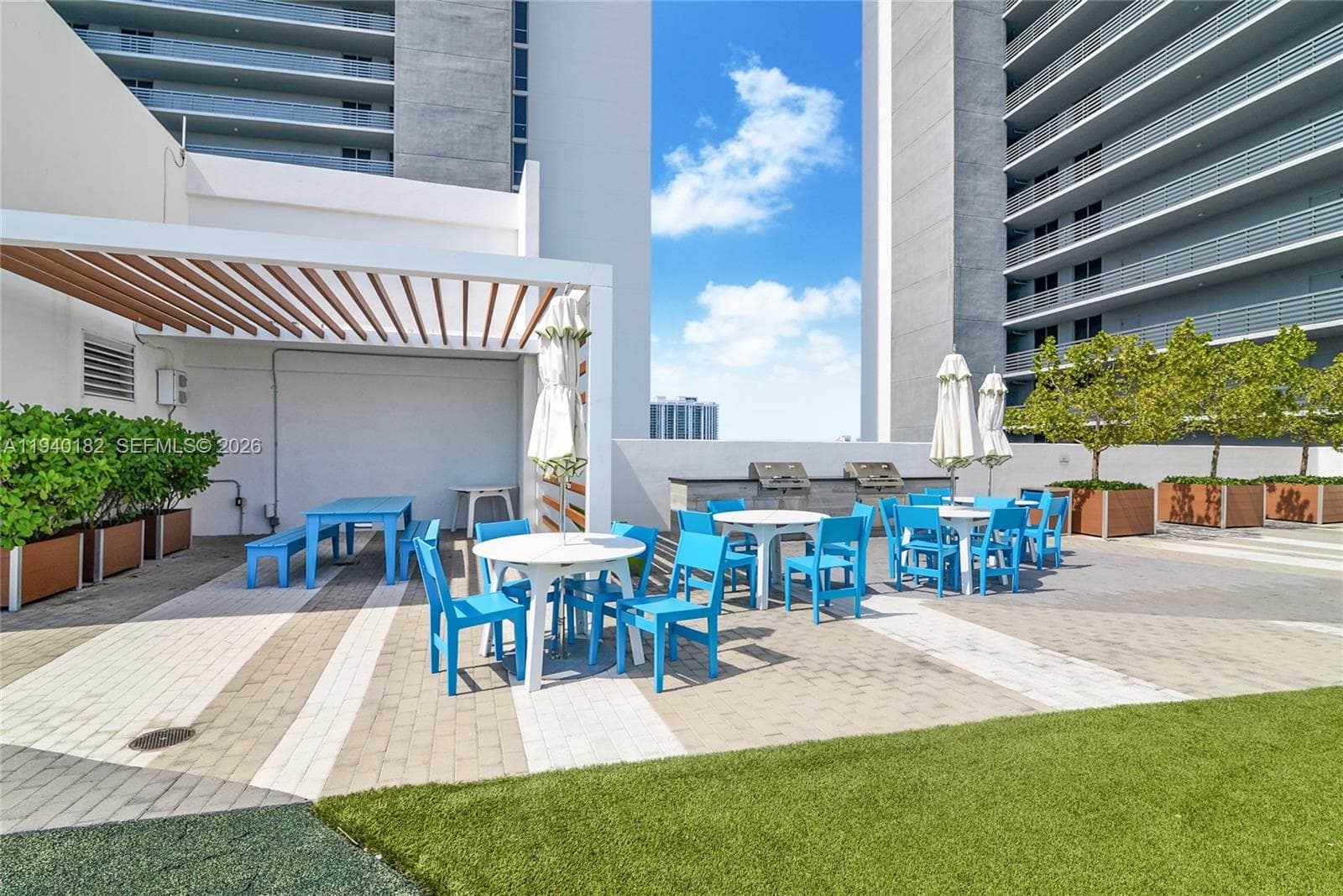 THE HARBOUR · #2017 in North Miami Beach - Photo 19