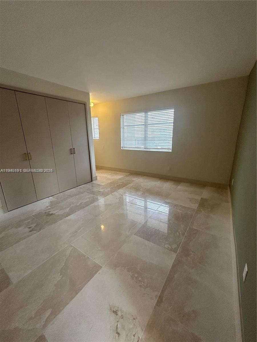 1060 92nd Apt 7 · #Apt 7 in Bay Harbor Islands - Photo 5
