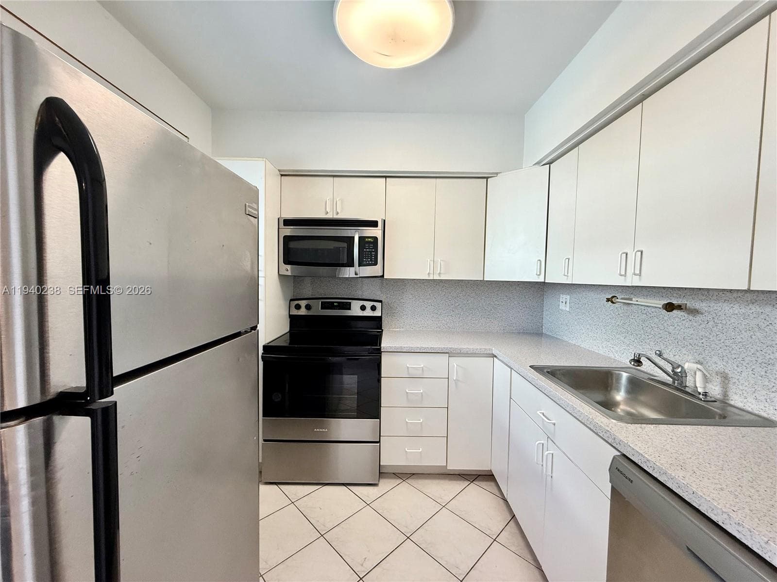 BROWNSTONE CO-OP APTS INC · #107 in Bal Harbour - Photo 7