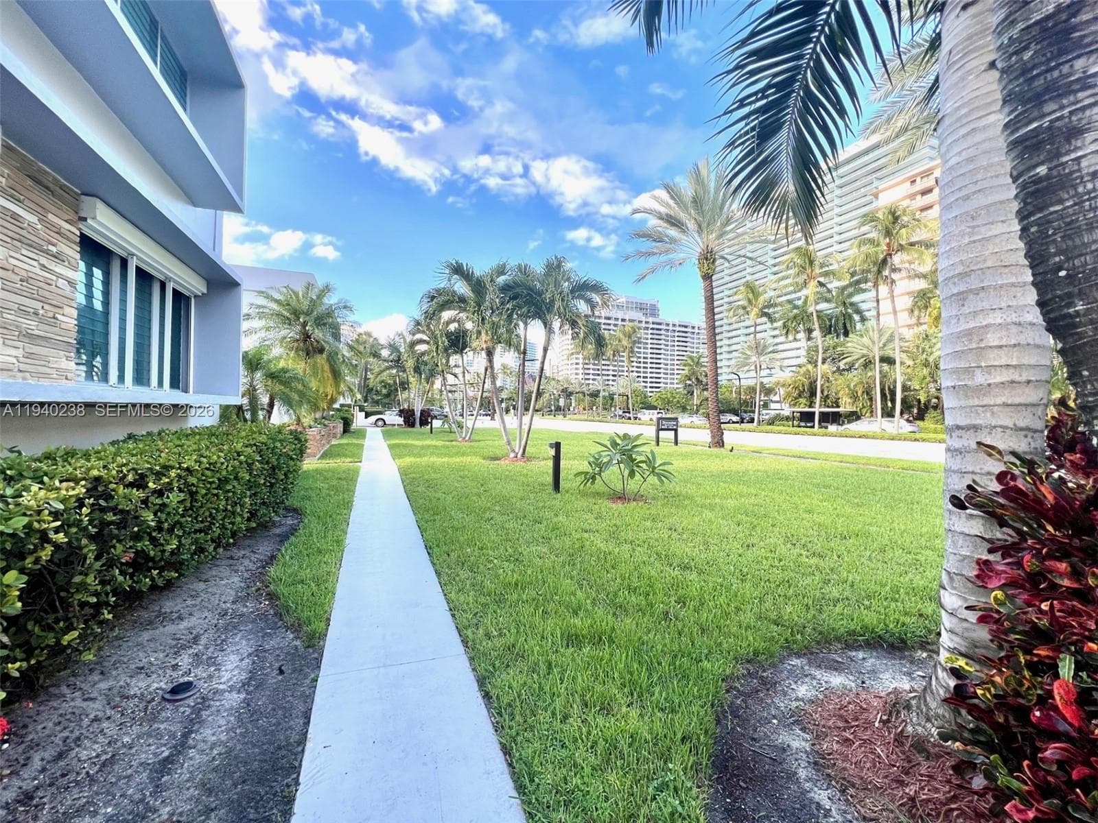 BROWNSTONE CO-OP APTS INC · #107 in Bal Harbour - Photo 30