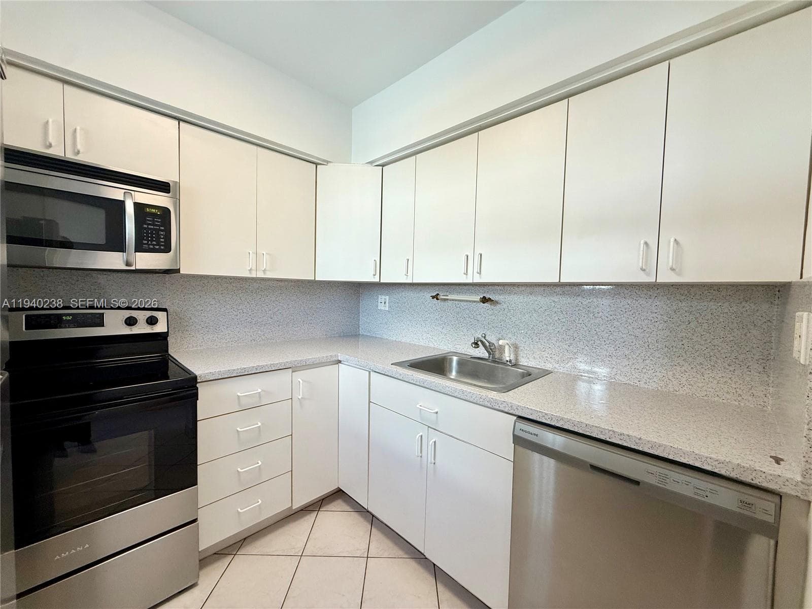 BROWNSTONE CO-OP APTS INC · #107 in Bal Harbour - Photo 8