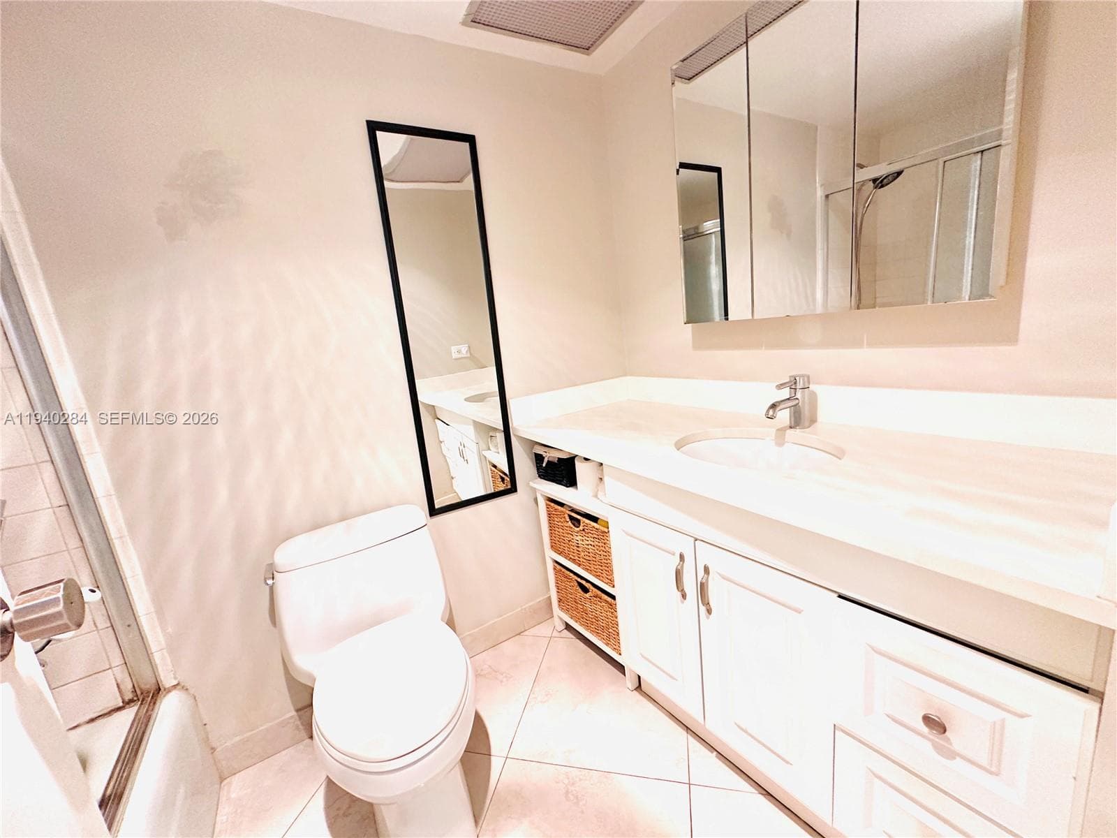 WINSTON TOWERS · #1510 in Sunny Isles Beach - Photo 21