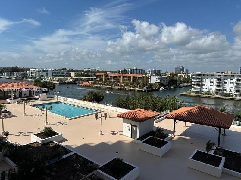 WINSTON TOWERS 700 CONDO · #1908 in Sunny Isles Beach - Photo 13