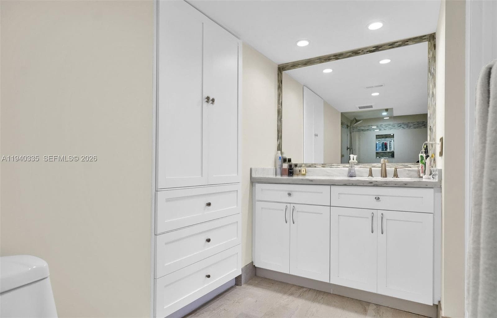 VENETIAN ISLE CONDO · #201 in Miami - Photo 10